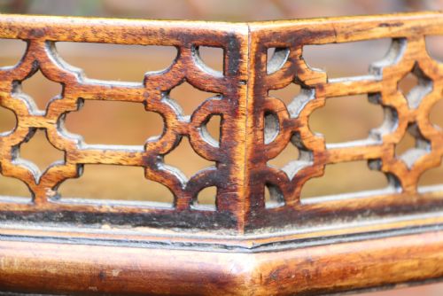 ANTIQUE ENGLISH CHIPPENDALE MAHOGANY CANDLE STAND - ADDITIONAL PHOTO 19