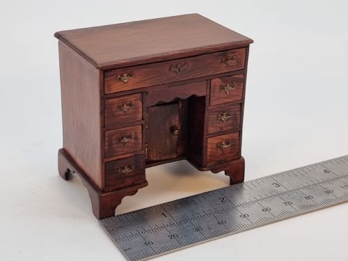 ANTIQUE MINIATURE YEW WOOD KNEEHOLE DESK ENGLISH CIRCA 1910 - ADDITIONAL PHOTO 18