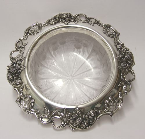 TIFFANY CO DECORATIVE BOWL BLACKBERRY TIFFANY CO STERLING FRUIT CUT GLASS LEAVES AMERICAN ART DECO STERLING SILVER