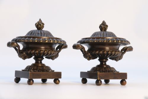 ANTIQUE ENGLISH REGENCY PERIOD CLASSICAL BRONZE URNS CIRCA 1820 - ADDITIONAL PHOTO 8