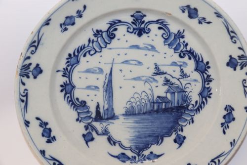 MID 18TH CENTURY BLUE AND WHITE ENGLISH DELFT CHARGER CIRCA 1750 - ADDITIONAL PHOTO 5