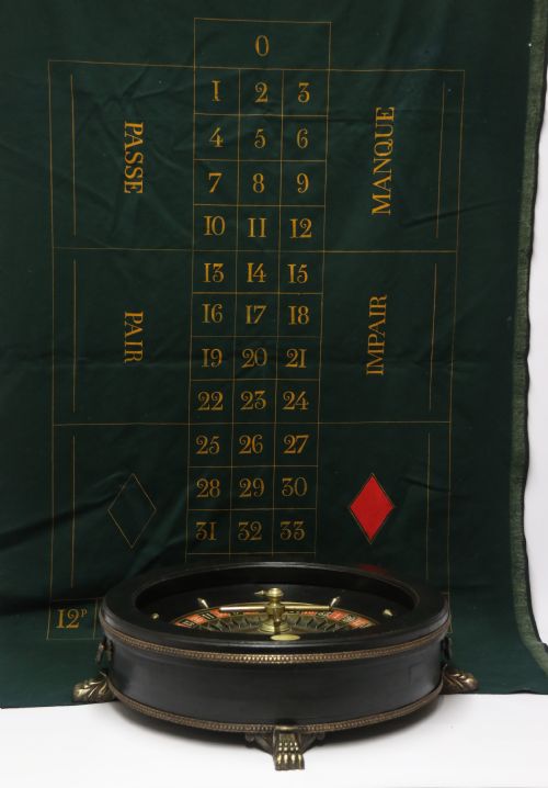 ANTIQUE 19TH CENTURY LARGE FRENCH ROULETTE WHEEL CIRCA 1880 WITH THE ORIGINAL FELT TABLE CLOTH - ADDITIONAL PHOTO 20