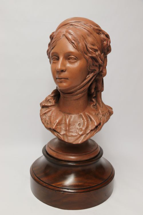 fig 1. A large French terracotta depicting the bust of Queen Luise of Prussia.