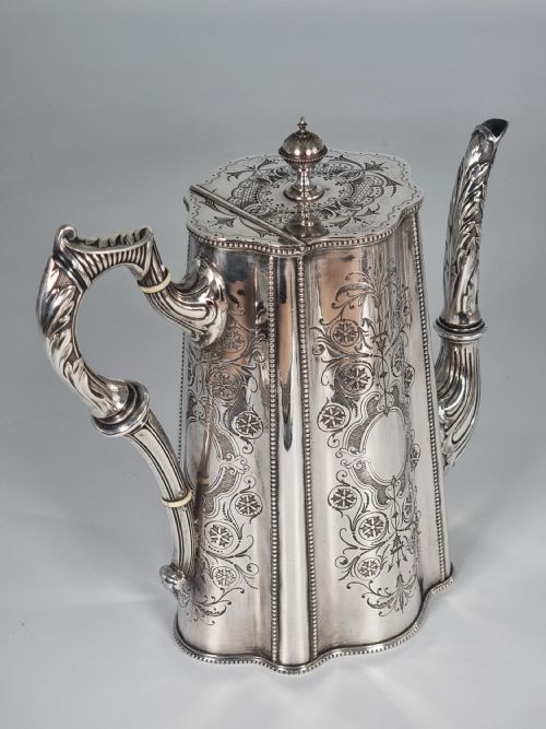 AN ENGLISH VICTORIAN SILVER PLATED TEACOFFEE SET LARGE AND ORNATE DECORATIVE FOUR PIECE SET - ADDITIONAL PHOTO 4