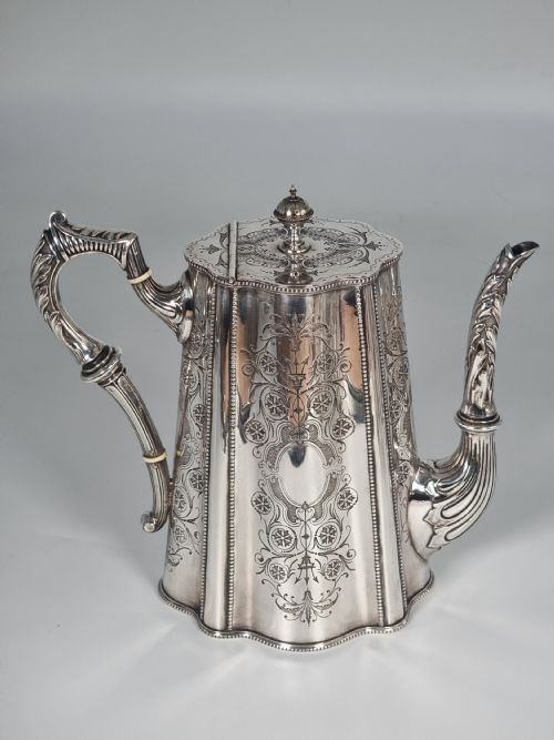 AN ENGLISH VICTORIAN SILVER PLATED TEACOFFEE SET LARGE AND ORNATE DECORATIVE FOUR PIECE SET - ADDITIONAL PHOTO 5