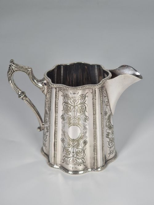 AN ENGLISH VICTORIAN SILVER PLATED TEACOFFEE SET LARGE AND ORNATE DECORATIVE FOUR PIECE SET - ADDITIONAL PHOTO 14