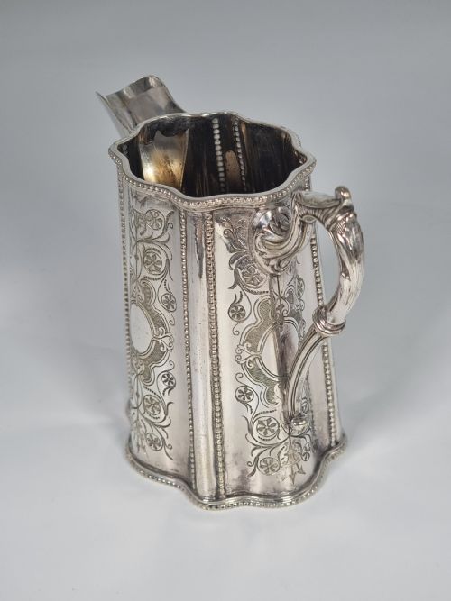 AN ENGLISH VICTORIAN SILVER PLATED TEACOFFEE SET LARGE AND ORNATE DECORATIVE FOUR PIECE SET - ADDITIONAL PHOTO 17