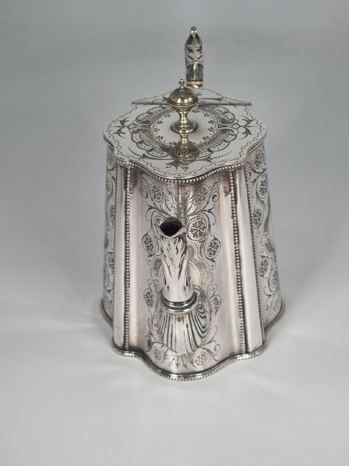 AN ENGLISH VICTORIAN SILVER PLATED TEACOFFEE SET LARGE AND ORNATE DECORATIVE FOUR PIECE SET - ADDITIONAL PHOTO 20