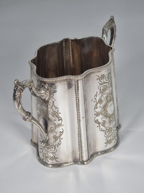 AN ENGLISH VICTORIAN SILVER PLATED TEACOFFEE SET LARGE AND ORNATE DECORATIVE FOUR PIECE SET - ADDITIONAL PHOTO 25