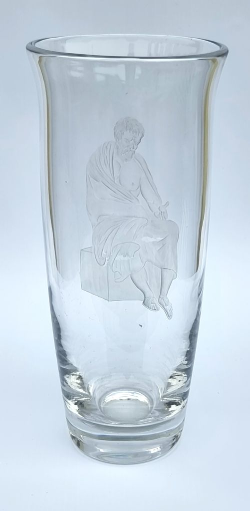 ENGLISH WHEEL ENGRAVED GLASS VASE WITH SOCRATES THE GREEK PHILOSOPHER - ADDITIONAL PHOTO 5