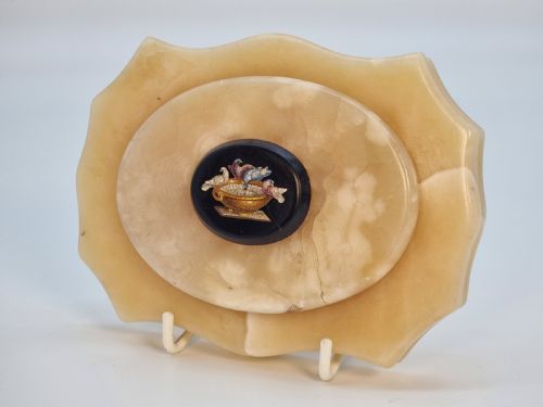fig 2. A rare antique Grand Tour micro mosaic marble desk paperweight with the doves of Pliny circa 1870