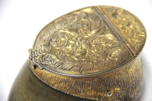 A COUNTRY HOUSE INK WELL IN THE FORM OF A PONY'S HOOF - ADDITIONAL PHOTO 8