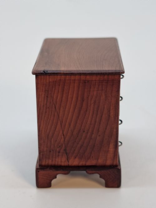 ANTIQUE MINIATURE YEW WOOD KNEEHOLE DESK ENGLISH CIRCA 1910 - ADDITIONAL PHOTO 1