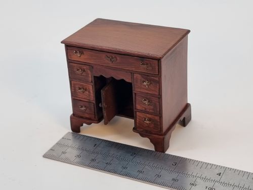 ANTIQUE MINIATURE YEW WOOD KNEEHOLE DESK ENGLISH CIRCA 1910 - ADDITIONAL PHOTO 11