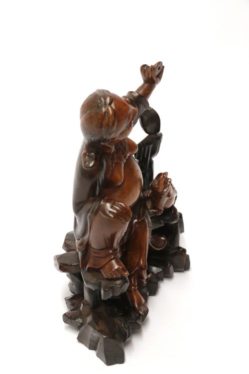 A LATE 19TH CENTURY CHINESE CARVED HARDWOOD FIGURE WITH MYTHICAL CREATURE - ADDITIONAL PHOTO 9