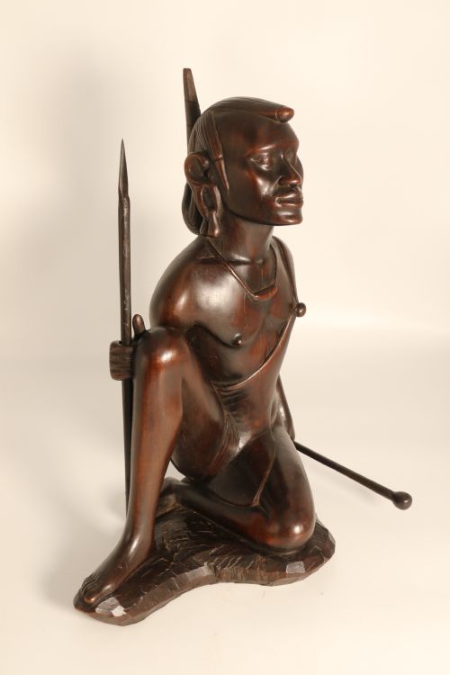 A LARGE AFRICAN SIGNED HARDWOOD CARVED FIGURE OF A MAASAI WARRIOR CIRCA 1930 - ADDITIONAL PHOTO 2