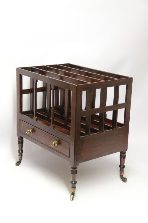 EARLY 19TH CENTURY ENGLISH GEORGE III MAHOGANY CANTERBURY OR MAGAZINE RACK CIRCA 1810 - ADDITIONAL PHOTO 3