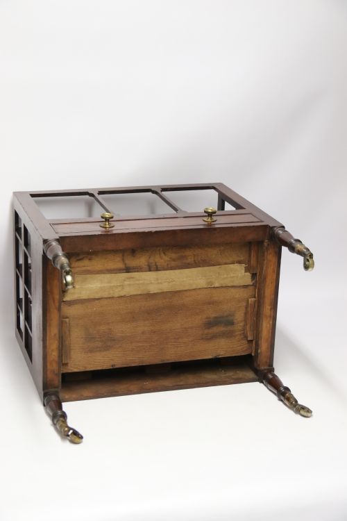 EARLY 19TH CENTURY ENGLISH GEORGE III MAHOGANY CANTERBURY OR MAGAZINE RACK CIRCA 1810 - ADDITIONAL PHOTO 5
