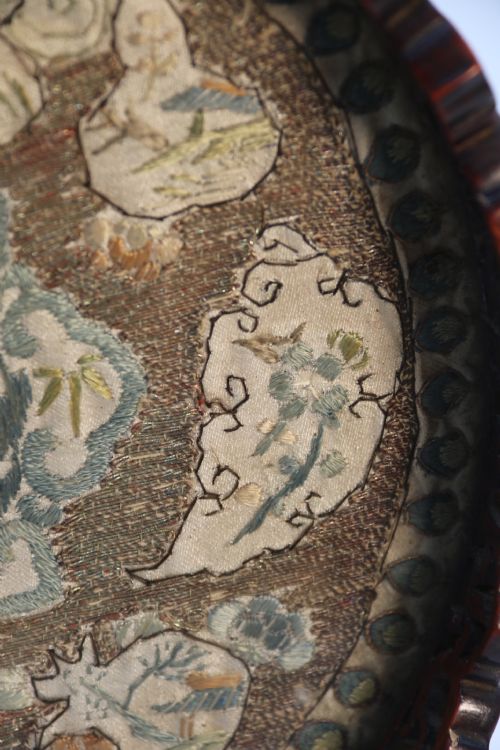 ANTIQUE CHINESE CARVED HARDWOOD AND SILK EMBROIDERED TRAY CIRCA 1860 - ADDITIONAL PHOTO 15