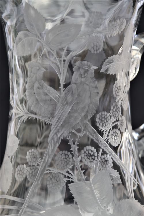 A VERY FINE STOURBRIDGE HAND WHEEL ENGRAVED GLASS VASE ENGLISH CIRCA 1890 - ADDITIONAL PHOTO 11