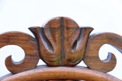 CHILDS CHAIR UPHOLSTERED IN BUTTONED LEATHER ROSEWOOD CARVED AND TURNED FRAME C 1840 - ADDITIONAL PHOTO 12