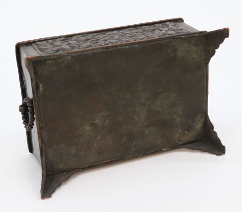 ARTS AND CRAFTS COPPER REPOUSSE HAND DECORATED BOX CIRCA 1900 IN A WILLIAM MORRIS STYLE - ADDITIONAL PHOTO 16