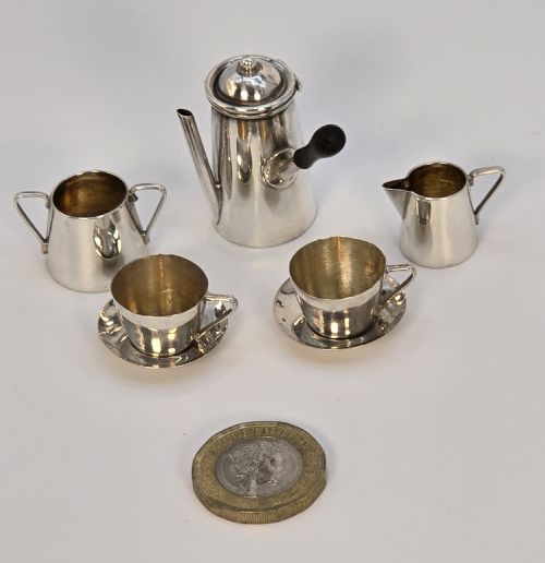 A RARE EDWARDIAN SOLID SILVER MINIATURE CHOCOLATE POT SET - ADDITIONAL PHOTO 1
