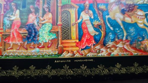 A RUSSIAN HAND PAINTED PAPIER MCH BOX SIGNED CIRCA 1920 - ADDITIONAL PHOTO 14