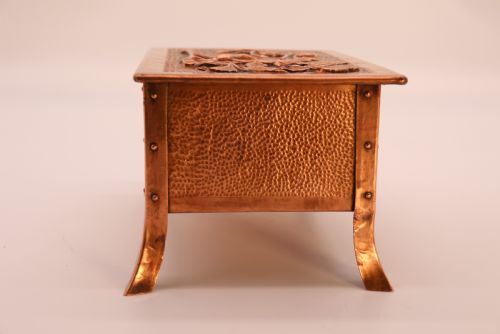 AN ARTS AND CRAFTS PERIOD COPPER CIGAR BOX CIRCA 1900 - ADDITIONAL PHOTO 13