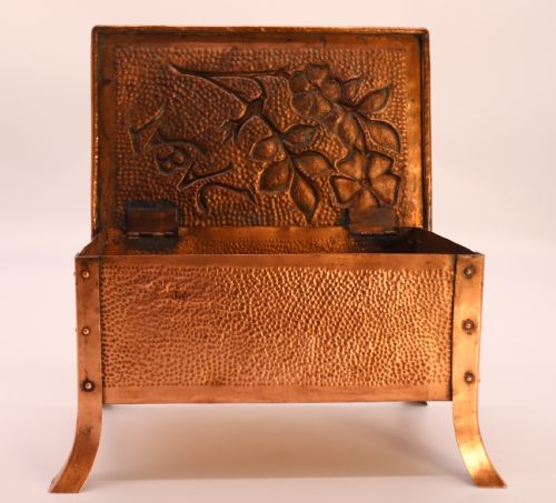 AN ARTS AND CRAFTS PERIOD COPPER CIGAR BOX CIRCA 1900 - ADDITIONAL PHOTO 24