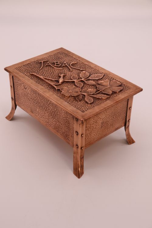 AN ARTS AND CRAFTS PERIOD COPPER CIGAR BOX CIRCA 1900 - ADDITIONAL PHOTO 25