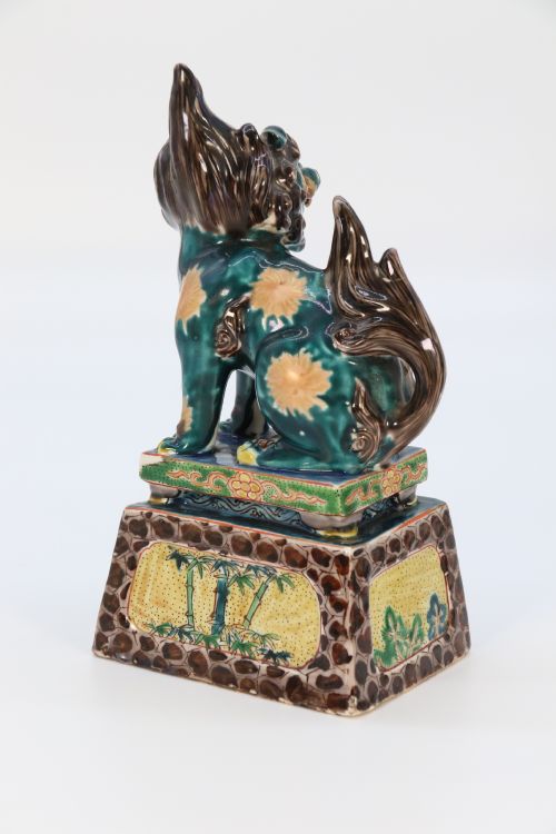 A HIGHLY DECORATIVE PAIR OF CHINESE POTTERY BUDDHIST LIONS CIRCA 1900 - ADDITIONAL PHOTO 22