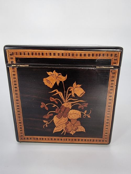 A MID 19TH CENTURY ITALIAN GRAND TOUR SORRENTO MARQUETRY BOX CIRCA 1860 - ADDITIONAL PHOTO 6