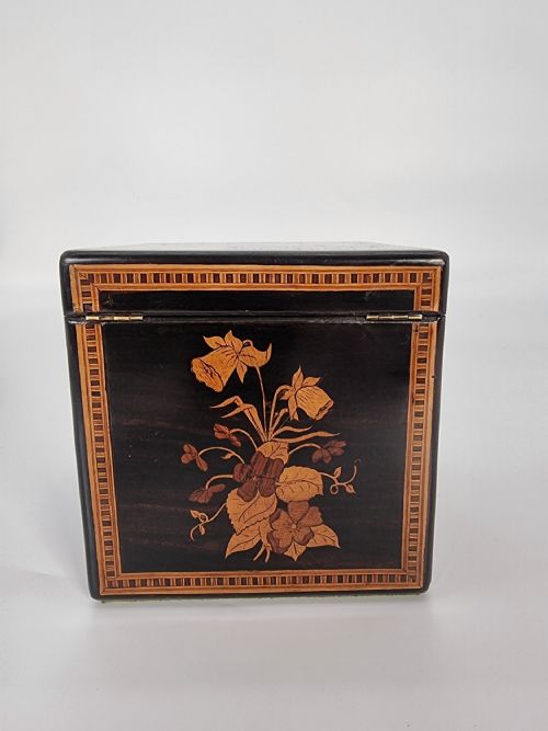 A MID 19TH CENTURY ITALIAN GRAND TOUR SORRENTO MARQUETRY BOX CIRCA 1860 - ADDITIONAL PHOTO 21
