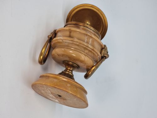 A FRENCH GILT BRONZE AND MARBLE INKWELL CIRCA 1870 - ADDITIONAL PHOTO 11