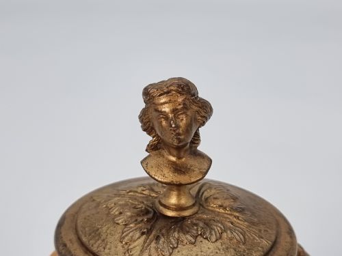 A FRENCH GILT BRONZE AND MARBLE INKWELL CIRCA 1870 - ADDITIONAL PHOTO 13