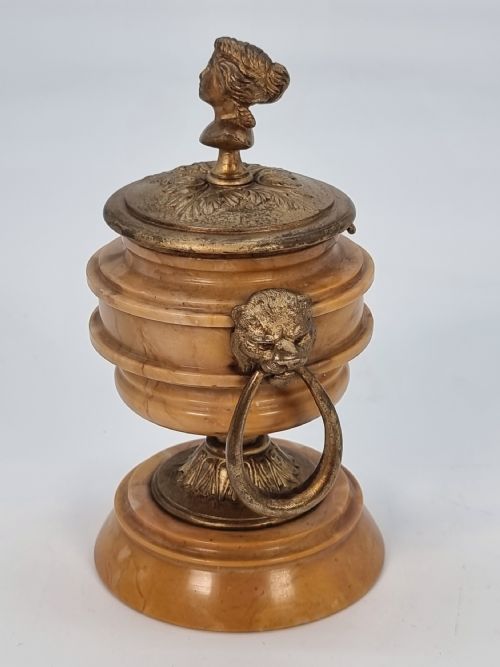 A FRENCH GILT BRONZE AND MARBLE INKWELL CIRCA 1870 - ADDITIONAL PHOTO 5