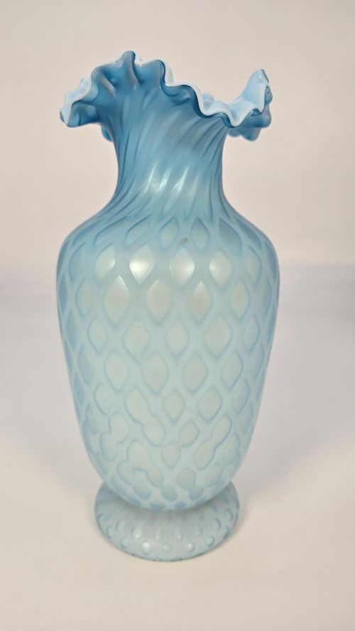 A LARGE VICTORIAN BLUE SATIN GLASS VASE ENGLISH CIRCA 1880 - ADDITIONAL PHOTO 2