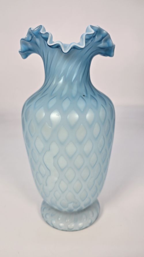 A LARGE VICTORIAN BLUE SATIN GLASS VASE ENGLISH CIRCA 1880 - ADDITIONAL PHOTO 3