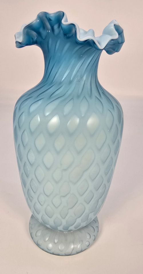 A LARGE VICTORIAN BLUE SATIN GLASS VASE ENGLISH CIRCA 1880 - ADDITIONAL PHOTO 8