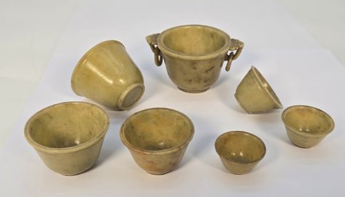 A CHINESE HAND CARVED SET OF SEVEN STONE PUZZLE CUPS - ADDITIONAL PHOTO 7