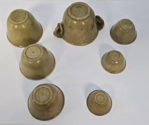 A CHINESE HAND CARVED SET OF SEVEN STONE PUZZLE CUPS - ADDITIONAL PHOTO 9