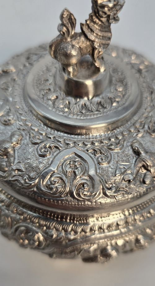 A SUPERB RAJ PERIOD INDIAN SILVER JAR AND COVER - ADDITIONAL PHOTO 16