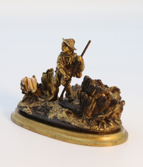 A FRENCH GILT BRONZE INKSTAND OF SMALL PROPORTIONS CIRCA 1860 - ADDITIONAL PHOTO 10