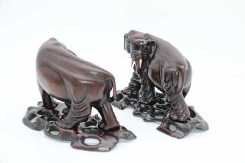 CHINESE 19TH C PAIR OF HARDWOOD ELEPHANTS ON STANDS C 1890 - ADDITIONAL PHOTO 5