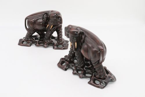 CHINESE 19TH C PAIR OF HARDWOOD ELEPHANTS ON STANDS C 1890 - ADDITIONAL PHOTO 9