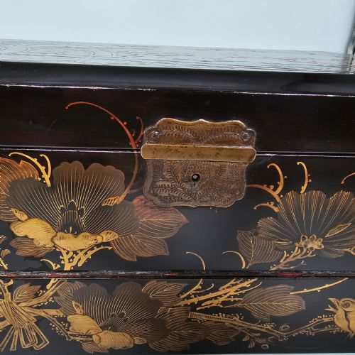 A LARGE 19TH CENTURY JAPANESE LACQUER WRITING BOX CIRCA 1880 - ADDITIONAL PHOTO 4
