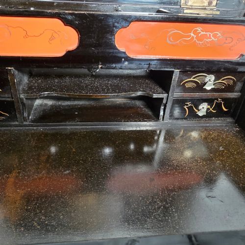 A LARGE 19TH CENTURY JAPANESE LACQUER WRITING BOX CIRCA 1880 - ADDITIONAL PHOTO 8