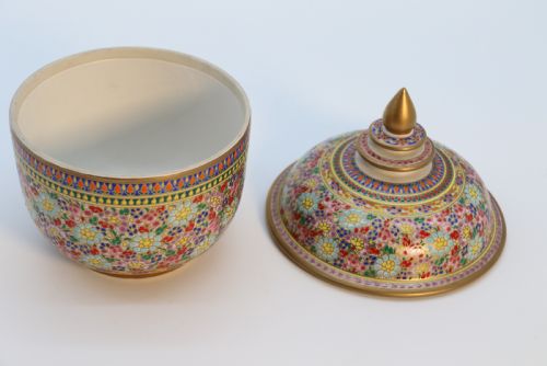 ASIAN ENAMEL AND POTTERY JAR AND COVER CIRCA 1930 - ADDITIONAL PHOTO 4