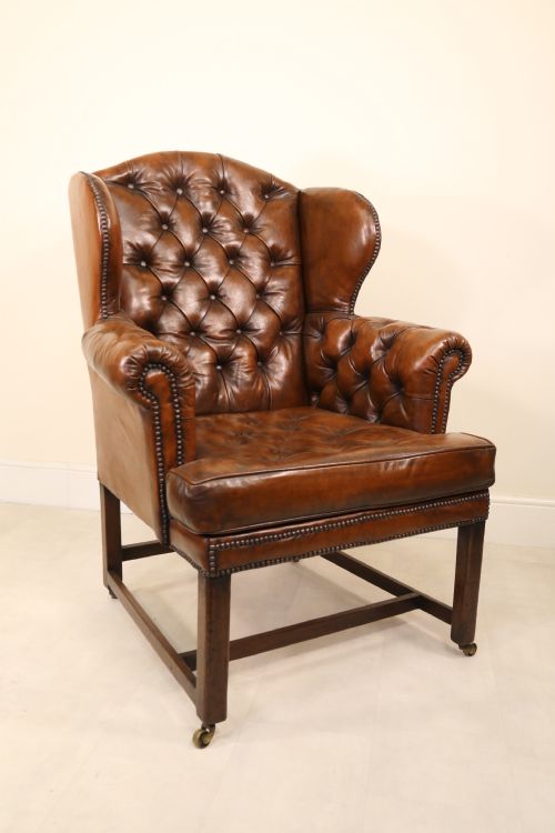 A GEORGE III LARGE WING BACKED ARMCHAIR CIRCA 1780 - ADDITIONAL PHOTO 11